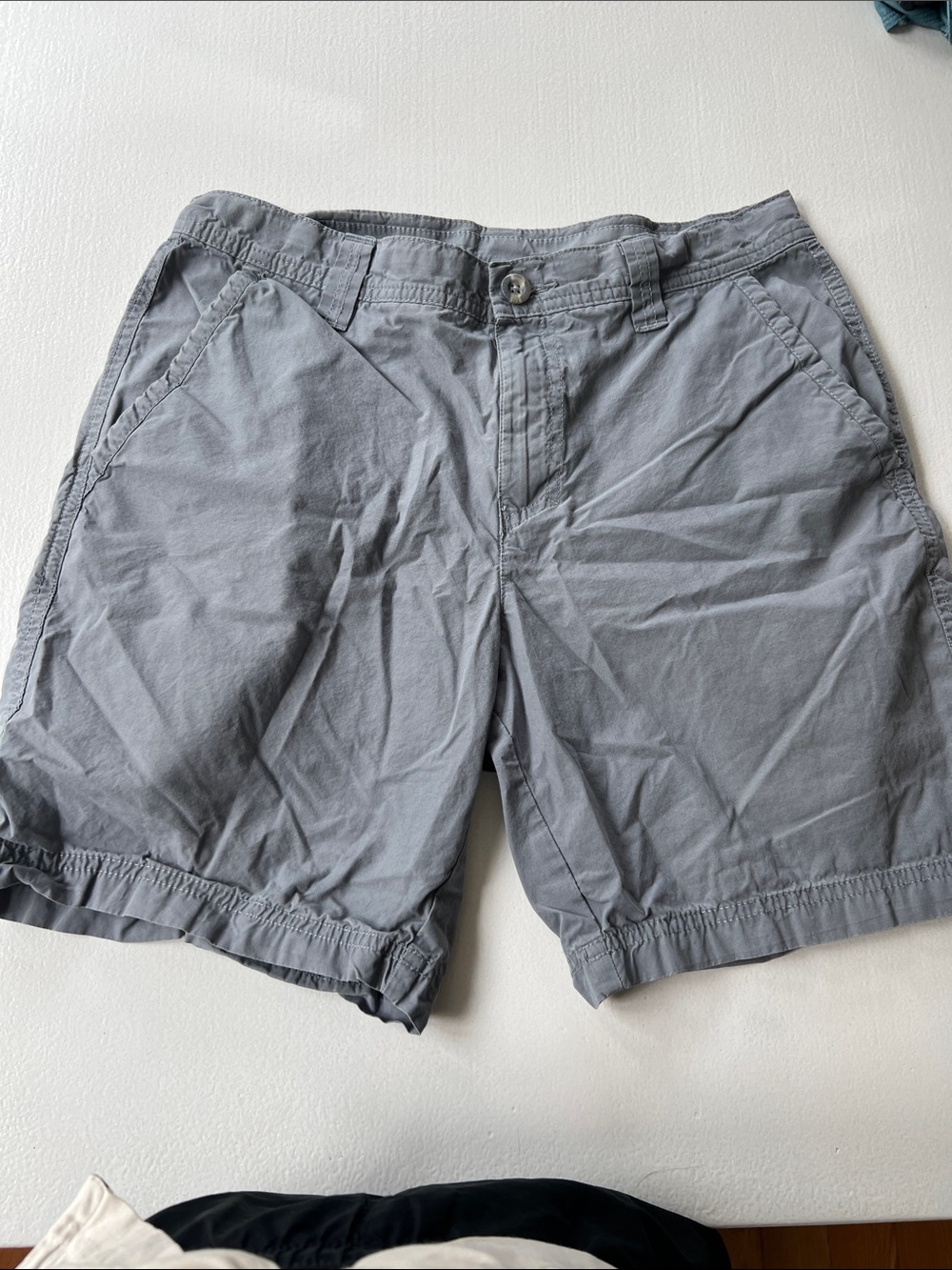 Columbia Men's Light Gray Flat Front Shorts